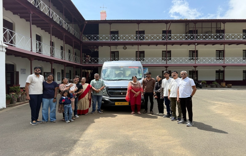 Muthu Tourism