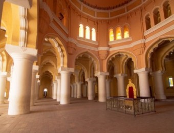 madurai tour and travels Thirumalai Nayakar Palace
